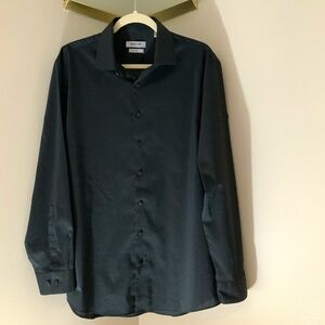 Kenneth Cole Reaction  Black Sz 16 1/2 x 32/33 Sz L Dress Shirt Slim fit Hoco